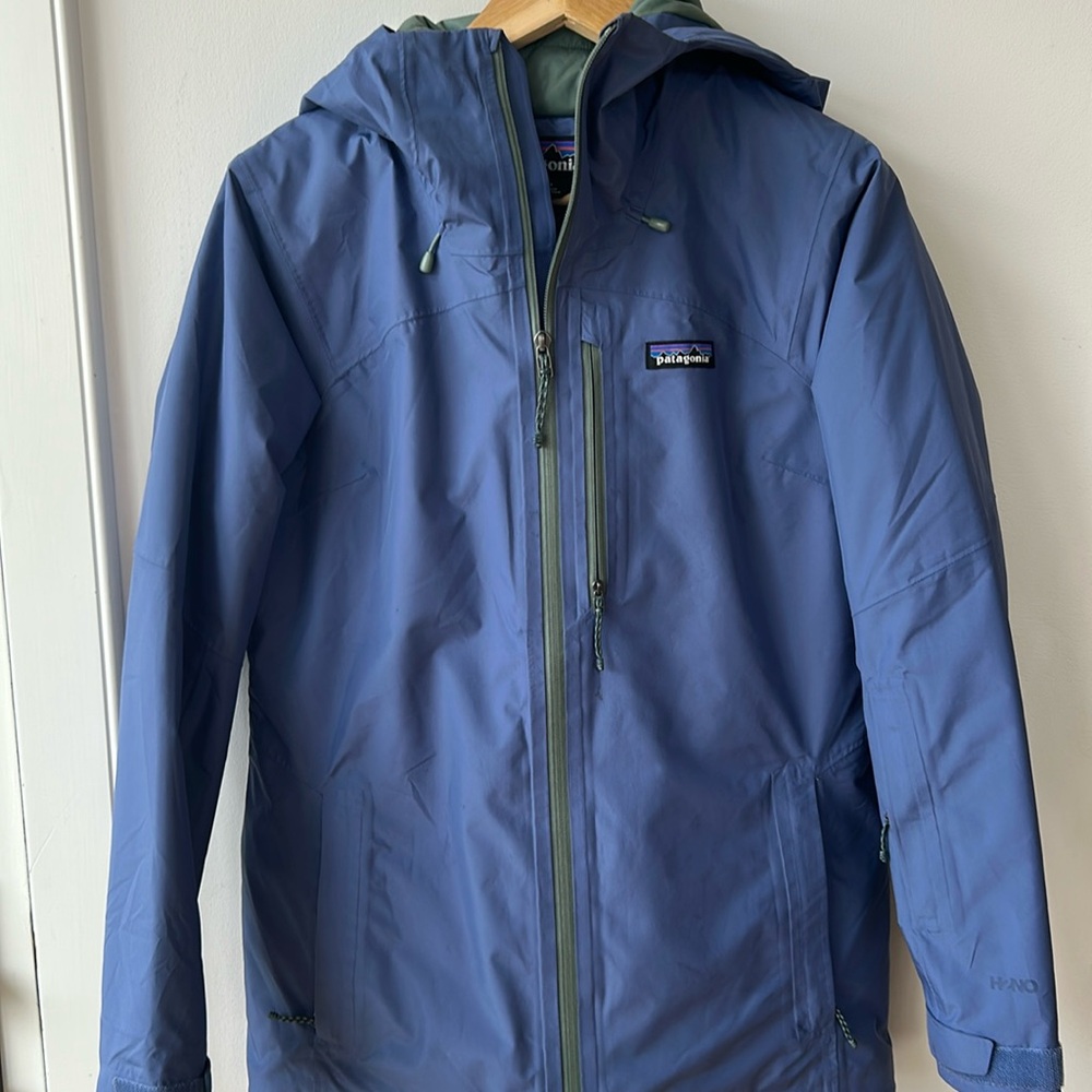 Patagonia Women’s Insulated Powder Town Jacket